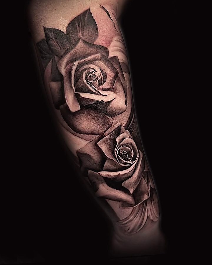 Rose black and grey